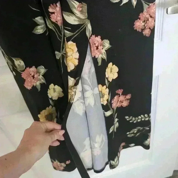 Long floral black flamingo  maxi dress size medium - Picture 6 of 9